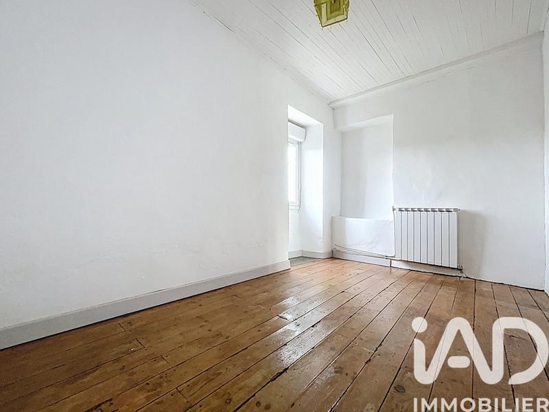 Maison - 270 m² - 10 pièces