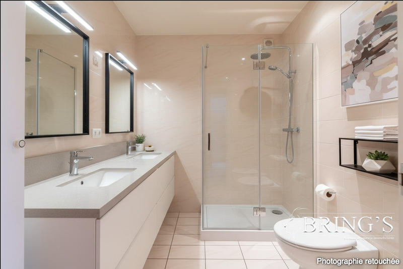 Appartement - 126 m² - 7 pièces