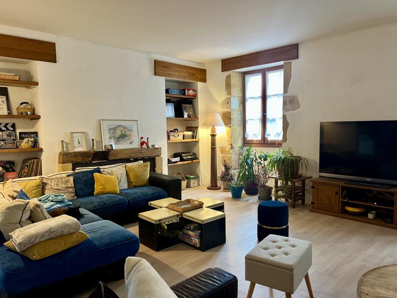 Maison ancienne - 187 m² - 6 pièces