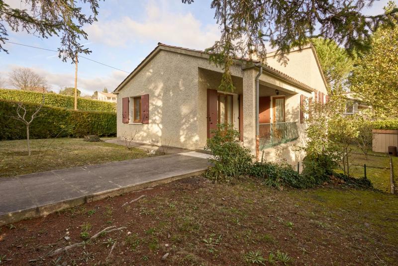 Maison - 92 m² - 5 pièces