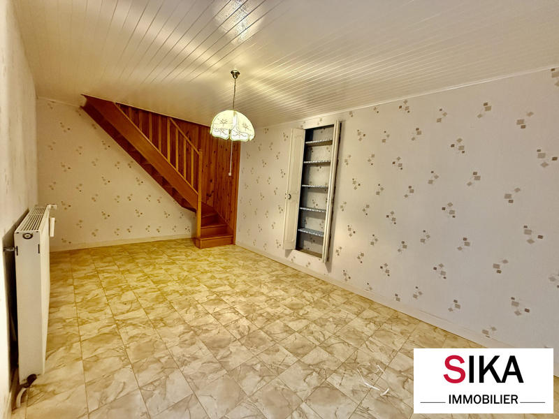 Maison traditionnelle - 175 m² - 6 pièces