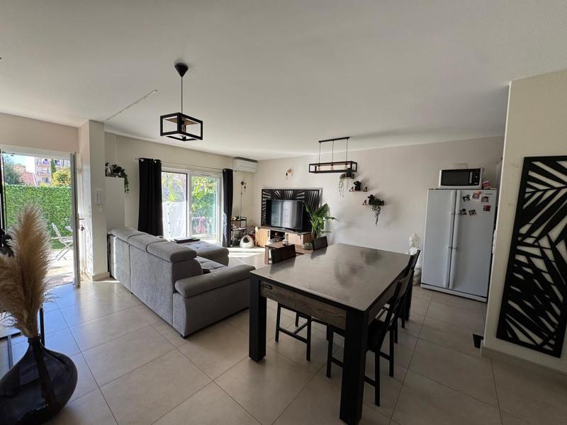 Appartement - 80 m² - 3 pièces