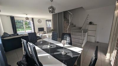 Villa - 123 m² - 6 pièces