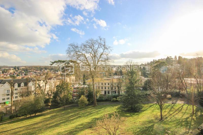 Appartement - 105 m² - 4 pièces