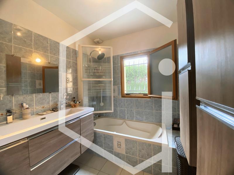 Maison - 132 m² - 6 pièces