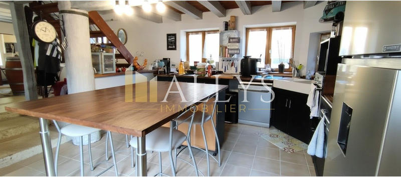 Maison ancienne - 135 m² - 5 pièces