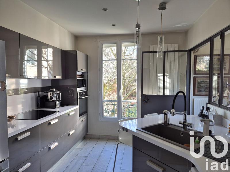 Maison - 180 m² - 7 pièces