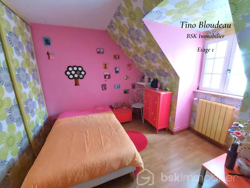 Maison - 180 m² - 8 pièces