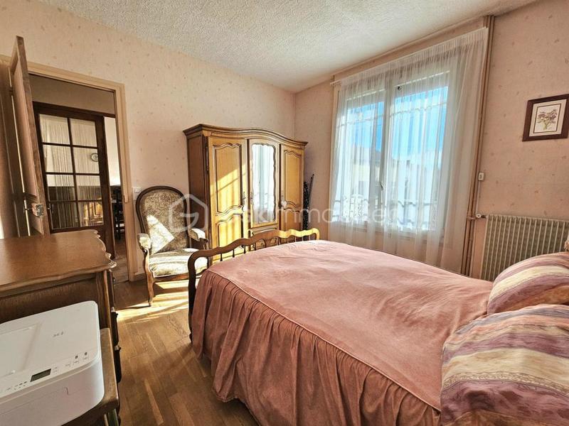 Pavillon - 100 m² - 5 pièces