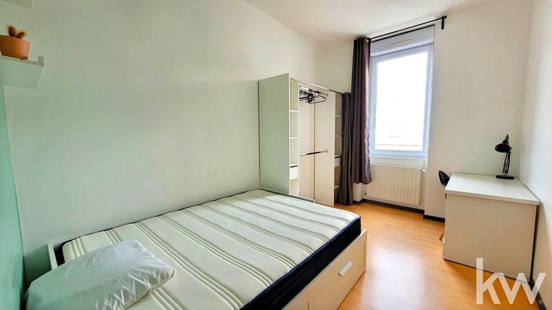 Appartement - 95 m² - 5 pièces