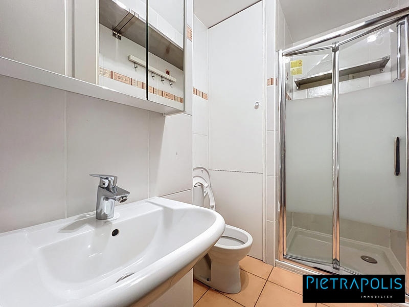 Appartement - 94 m² - 3 pièces