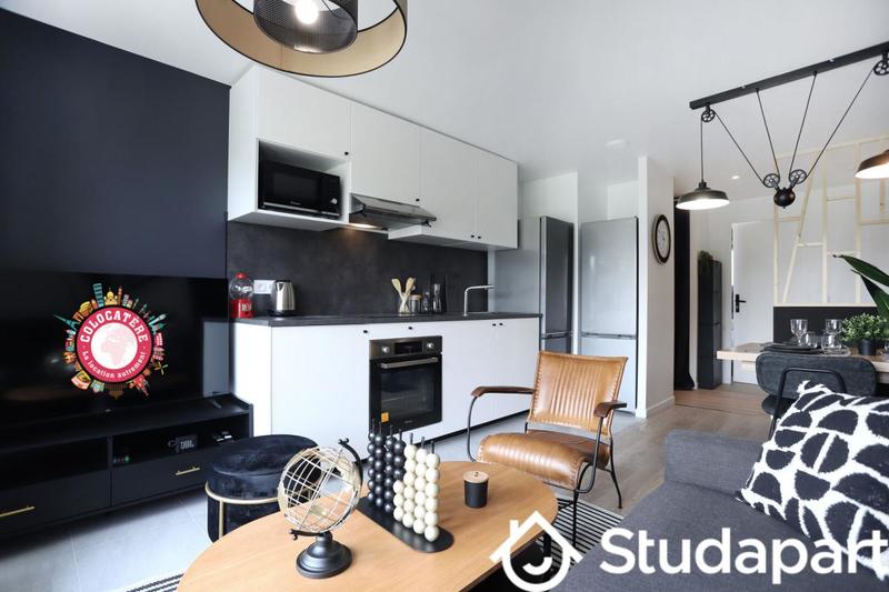 Chambre - 10 m² - 1 pièce