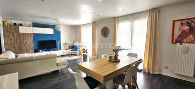 Maison - 91 m² - 5 pièces