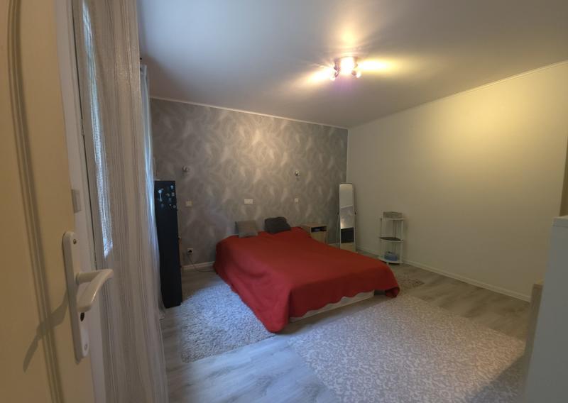 Maison contemporaine - 167 m² - 9 pièces