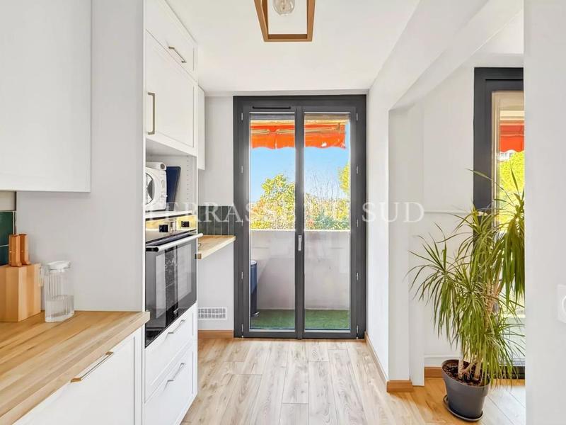 Appartement - 82 m² - 4 pièces