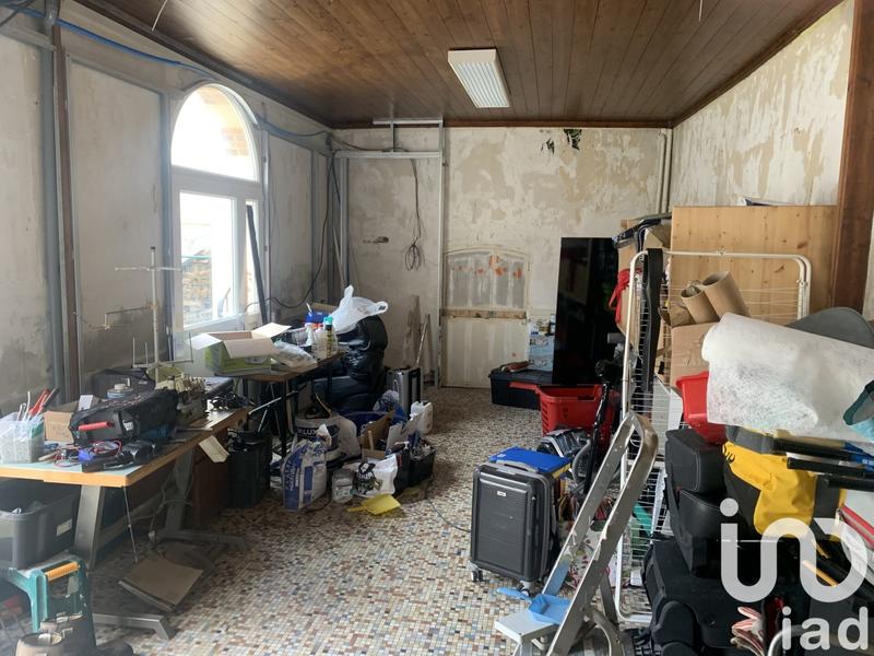 Maison - 205 m² - 9 pièces