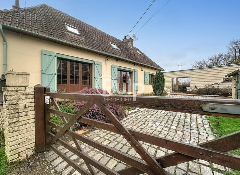 Maison - 98 m² - 4 pièces