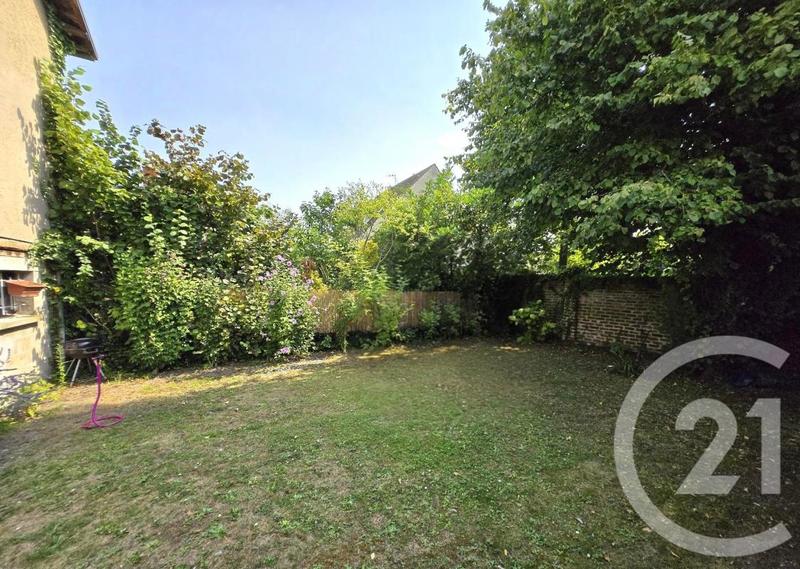 Maison - 98 m² - 4 pièces