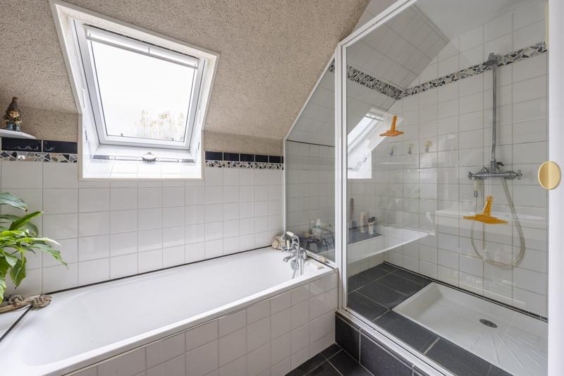 Maison - 175 m² - 8 pièces