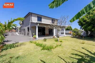 Maison - 170 m² - 4 pièces