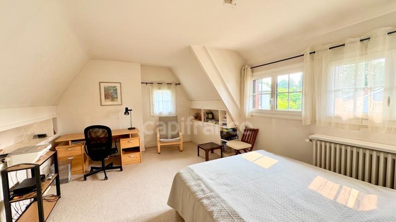 Maison - 265 m² - 8 pièces