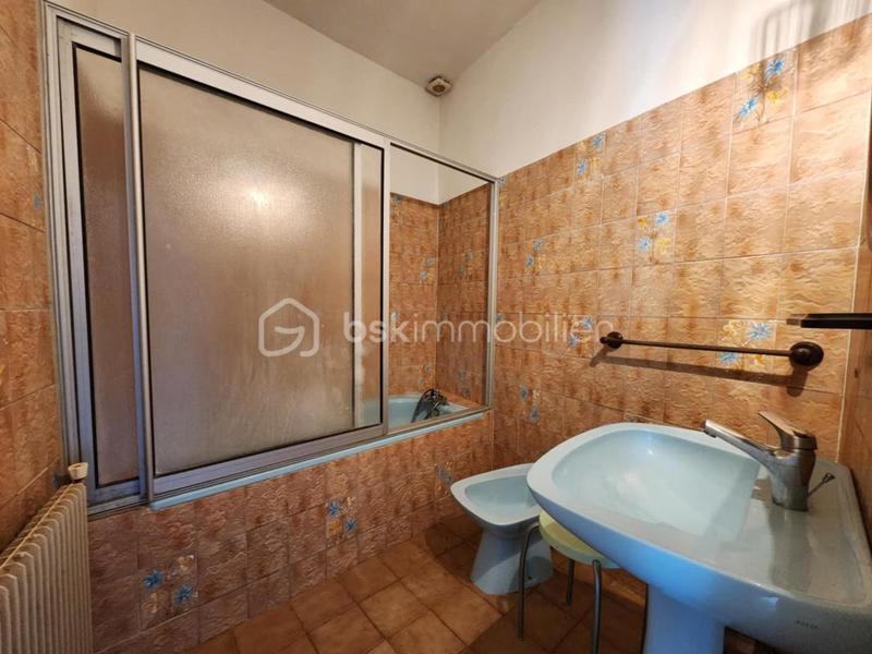 Appartement - 146 m² - 6 pièces