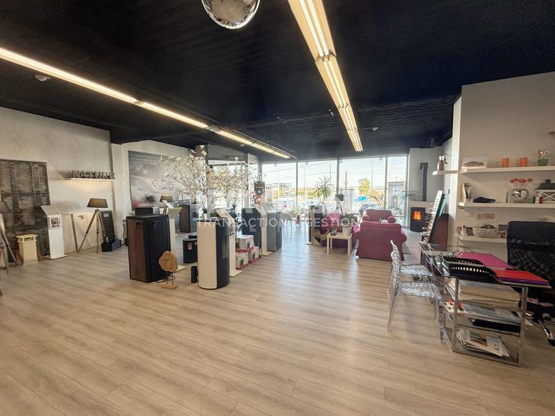 Local commercial - 270 m²