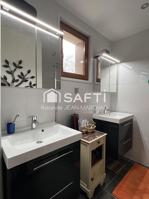 Maison - 135 m² - 5 pièces