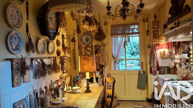 Maison - 271 m² - 6 pièces