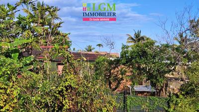 Maison - 464 m² - 2 pièces