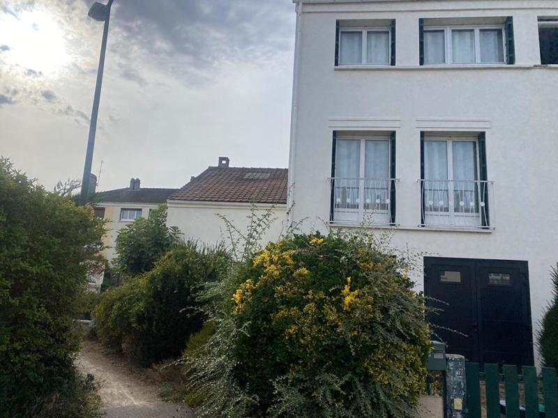 Maison - 130 m² - 7 pièces