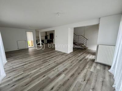 Maison - 115 m² - 5 pièces