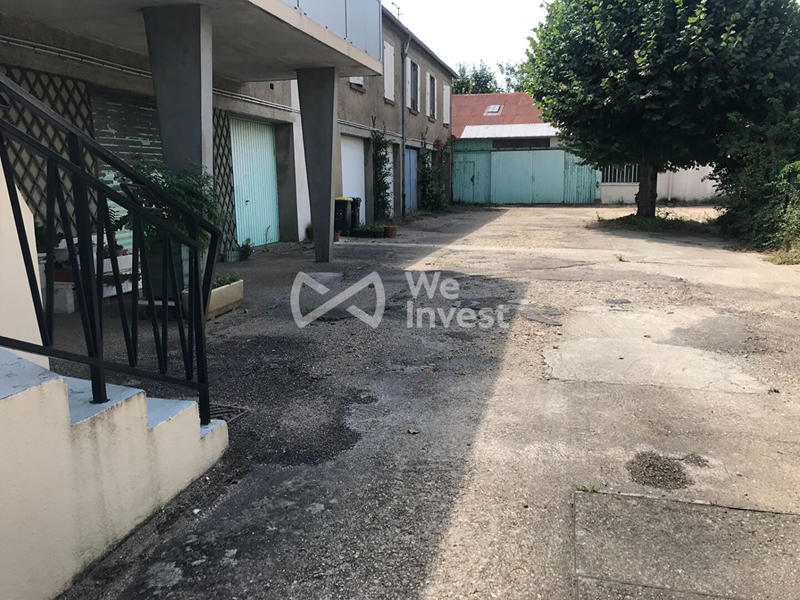 Parking / Garage - 12 m²