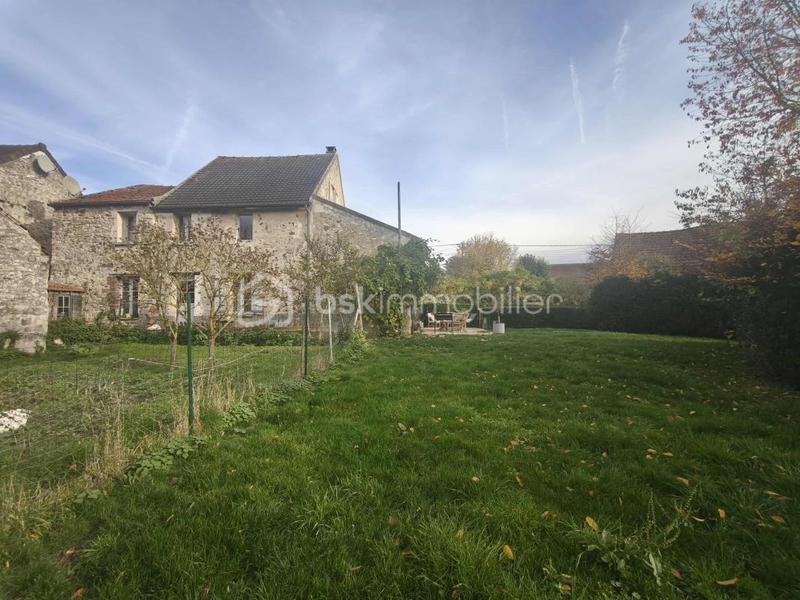 Maison - 186 m² - 7 pièces