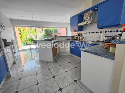 Maison - 166 m² - 5 pièces