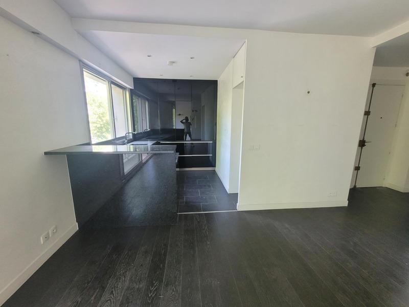 Appartement bourgeois - 78 m² - 2 pièces