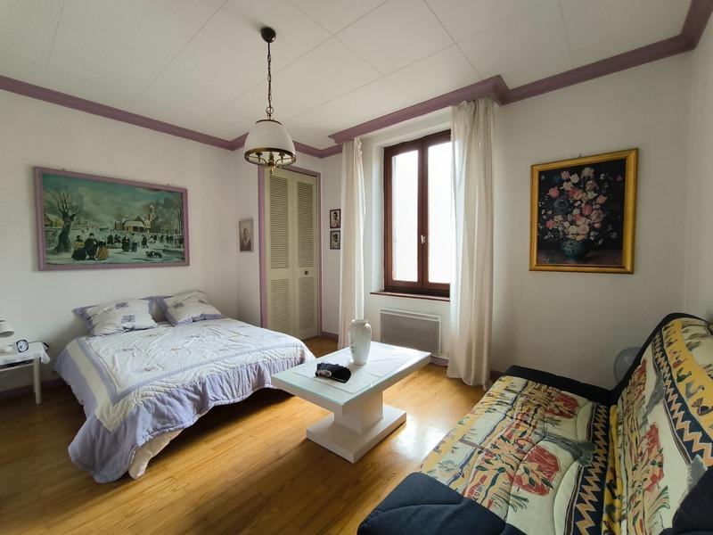 Appartement - 95 m² - 3 pièces