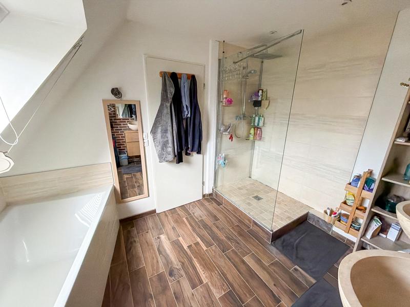 Maison - 84 m² - 5 pièces