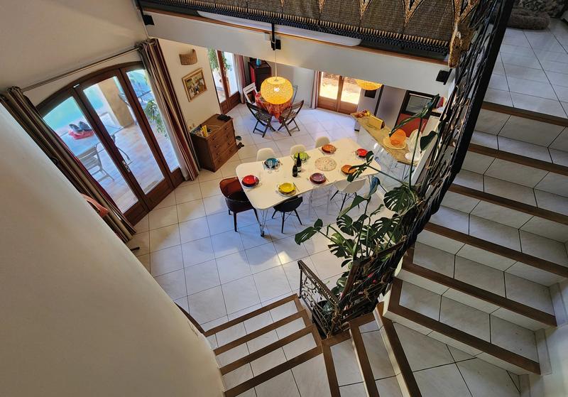 Maison - 204 m² - 8 pièces