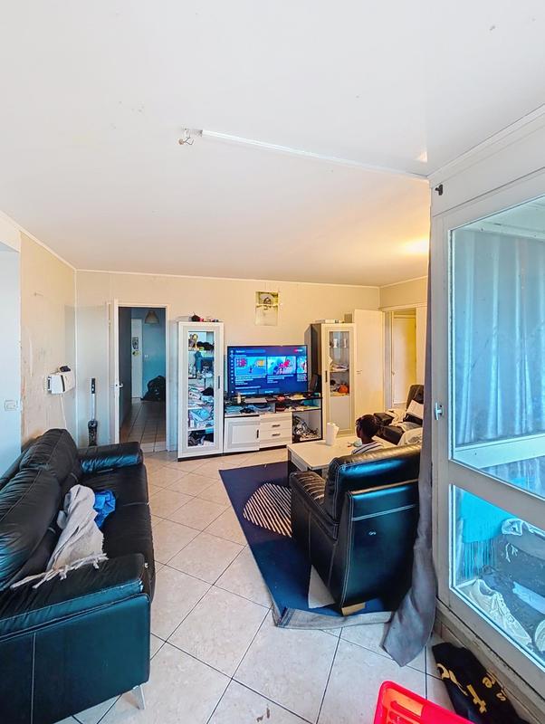 Appartement - 99 m² - 4 pièces