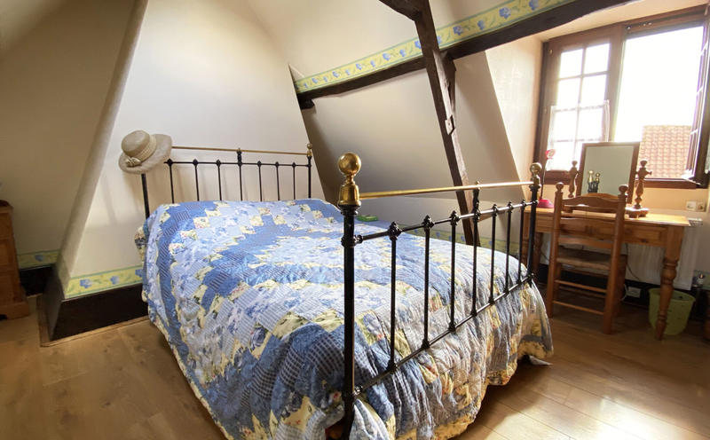 Maison - 83 m² - 5 pièces