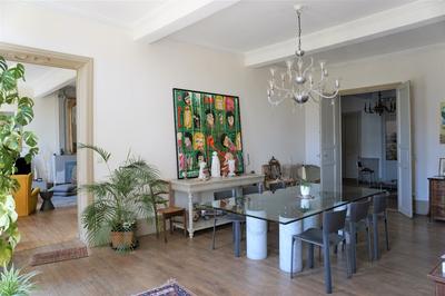 Maison de maîtres - 511 m² - 13 pièces