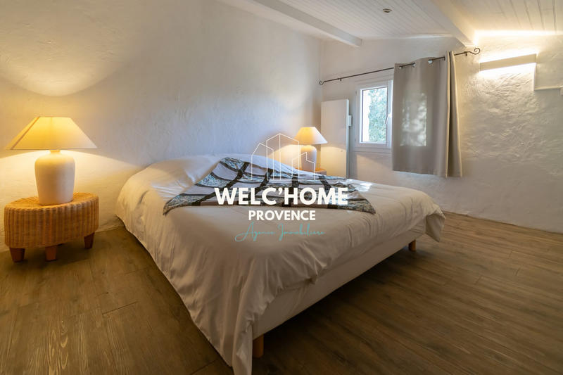 Mas - 465 m² - 20 pièces