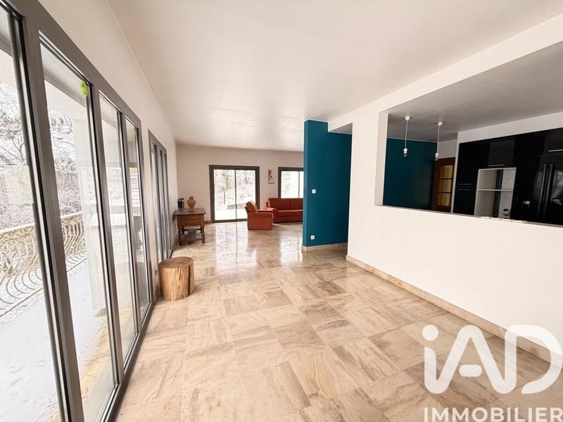 Maison - 171 m² - 7 pièces