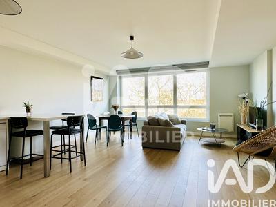 Appartement - 95 m² - 4 pièces