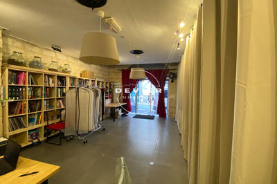 Local commercial - 81 m²