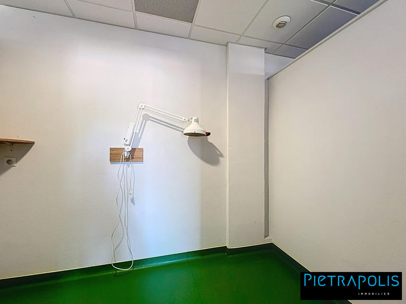 Maison - 234 m² - 6 pièces