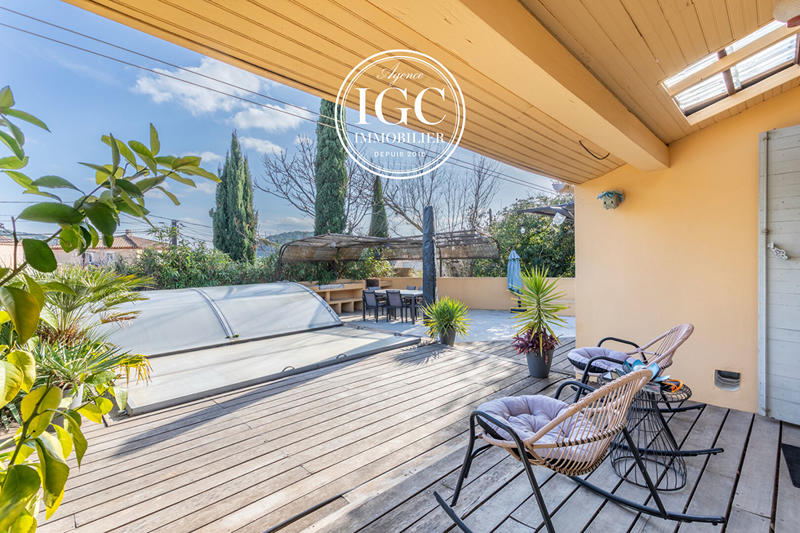 Maison - 172 m² - 5 pièces