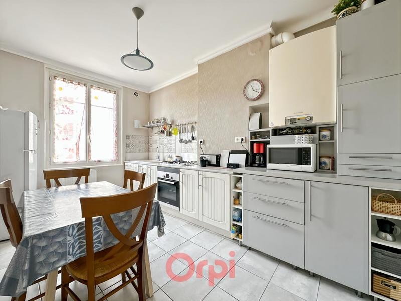 Appartement - 70 m² - 3 pièces