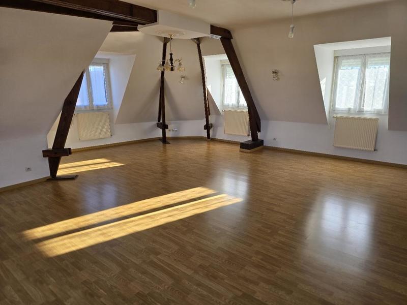 Appartement - 85 m² - 3 pièces